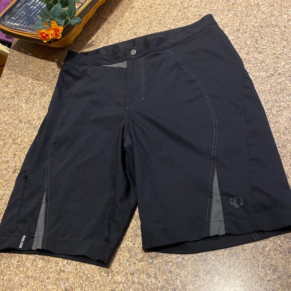 Pearl Izumi Other - Pearl Izumi Men’s Cycling Shorts Medium Black With Some Stains